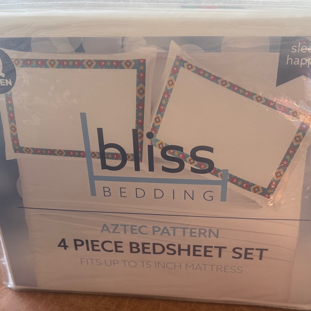 Bliss Aztec Pattern 4-Piece Bedsheet Set - NEW